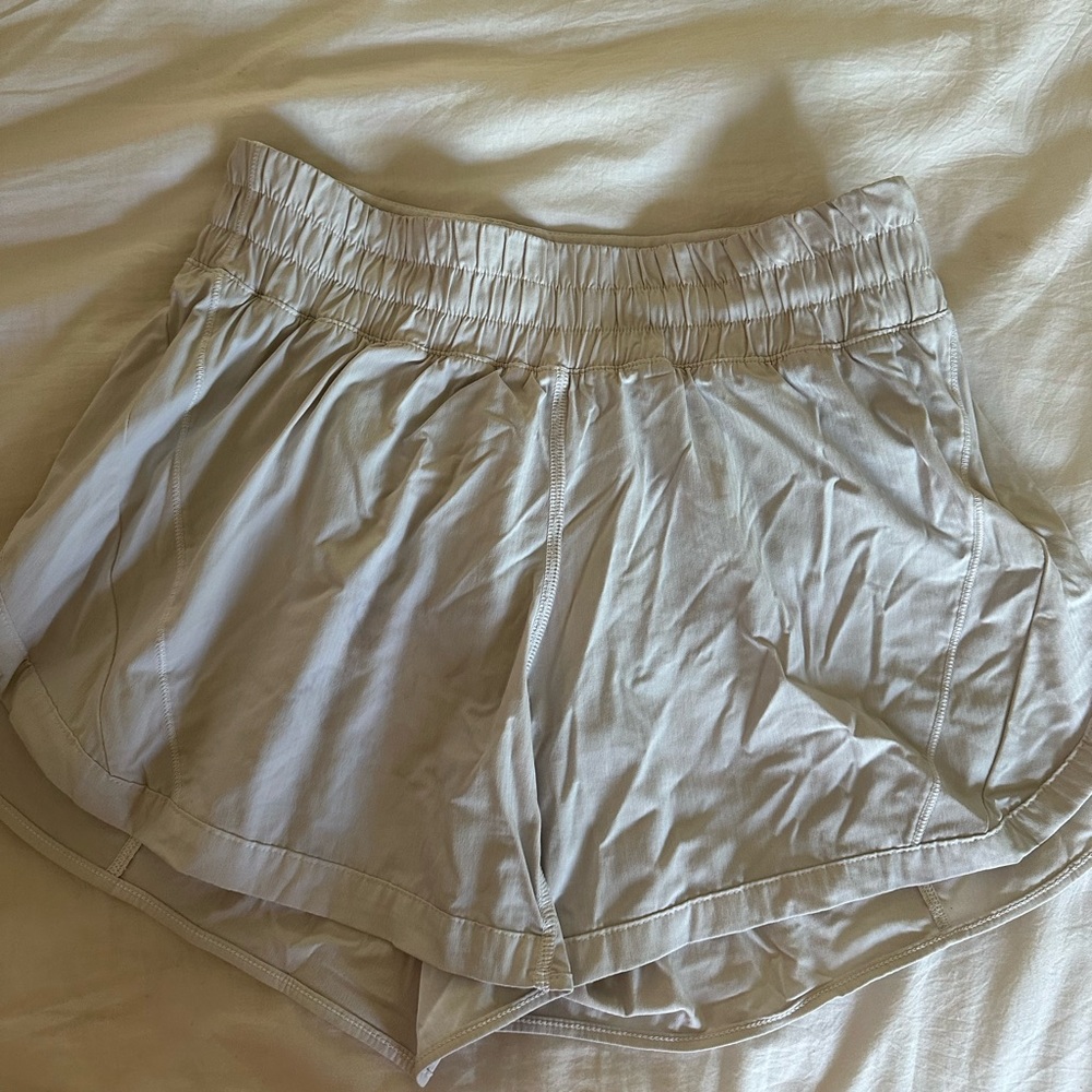 Lululemon white shorts! No tag. gently worn and still in great condition